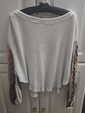 ⚜️We the Free Cream Waffle with Patterned Sleeve Accents